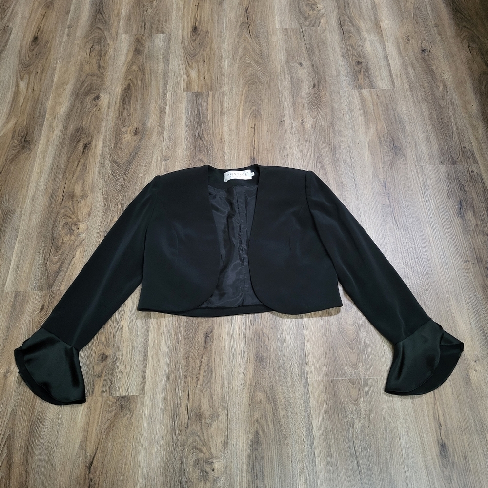 Montage By Mon Cheri Black Cropped Evening Jacket Size 10 Ruffle Sleeve Event